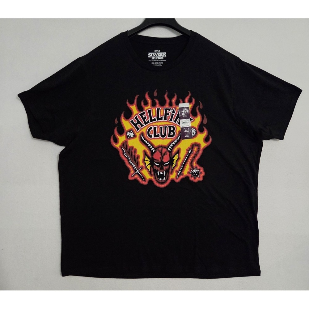 Stranger Things Hellfire Club Mens Black Graphic T Shirt NWT Size 2XL